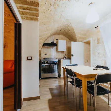 Apartment U Ragu House *